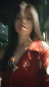 网恋女自慰